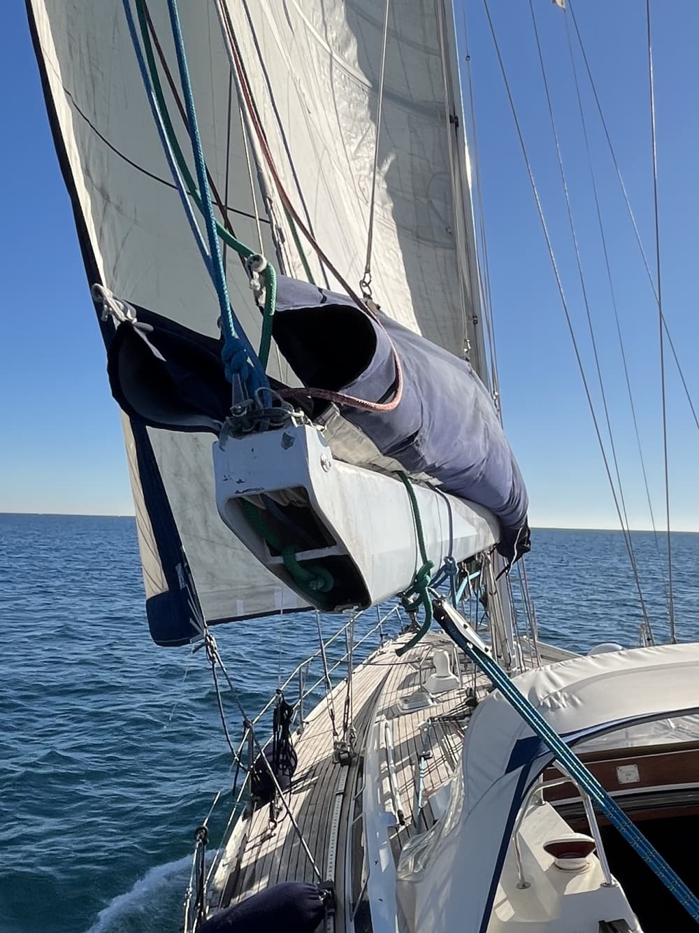 Sail along the Costa Brava: a perfect day on a sailboat