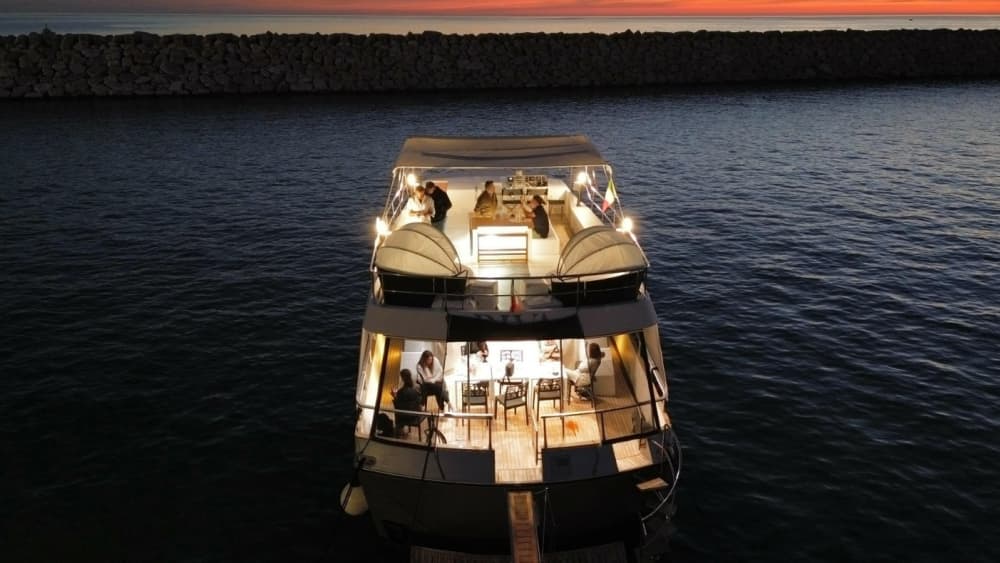 Além da costa: Amalfi vista do mar