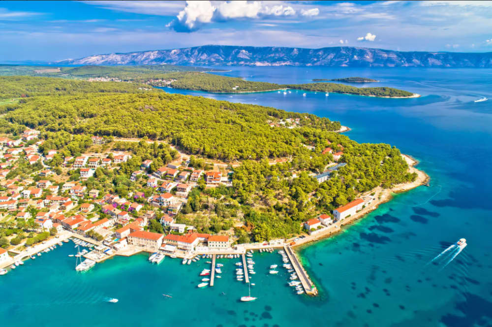 Makarska: Całodniowy prywatny rejs statkiem ze sternikiem