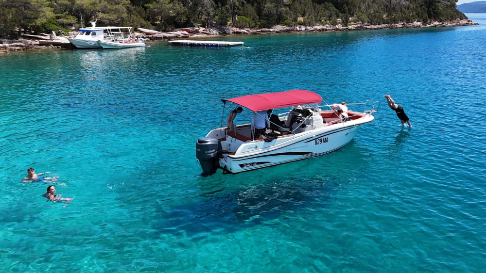 Makarska: Full-Day Private Boat Tour with Captain Marko