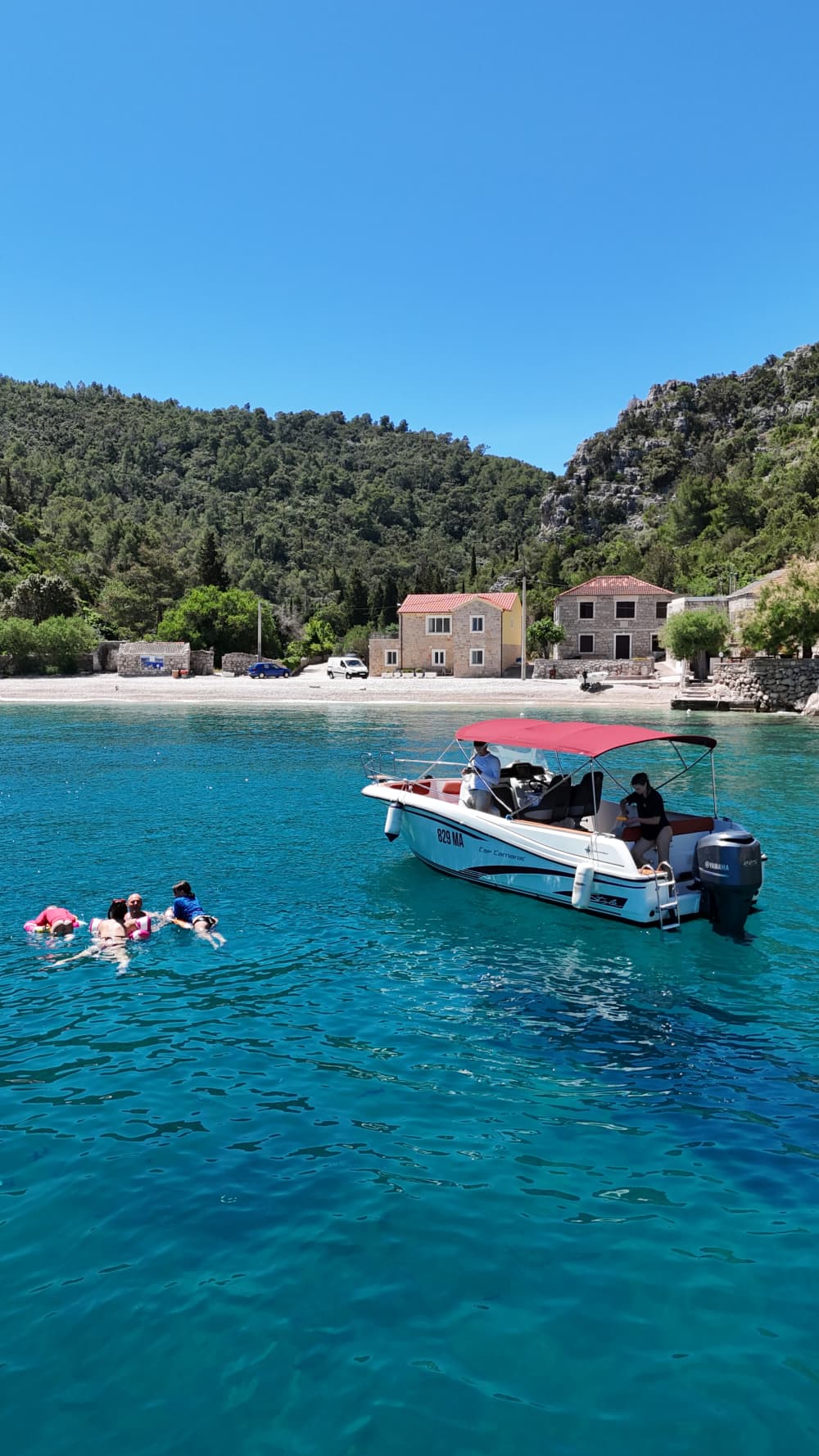 Makarska: Heldags privat båttur med kapten Marko