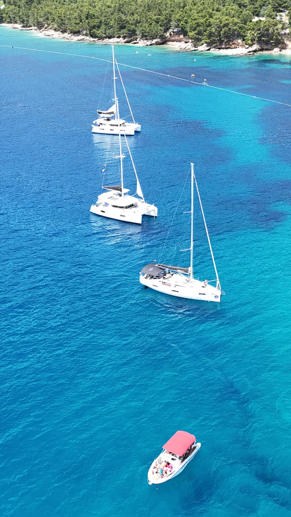 Makarska: privérondvaart van een hele dag Hvar, Brač en Blue Lagoon