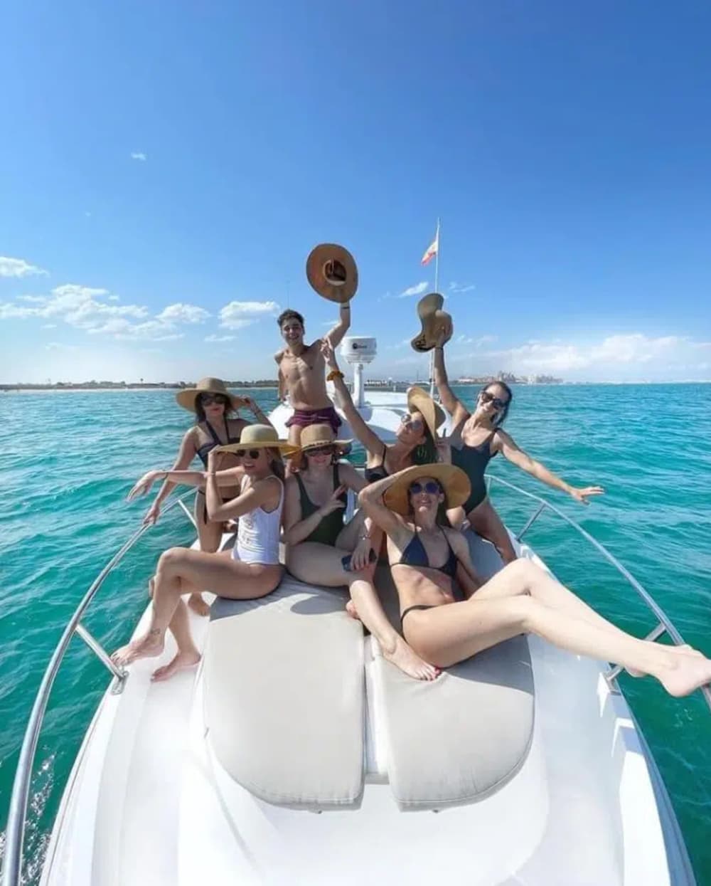 Excursão pela baía da cidade de Málaga a partir do Porto de Candado