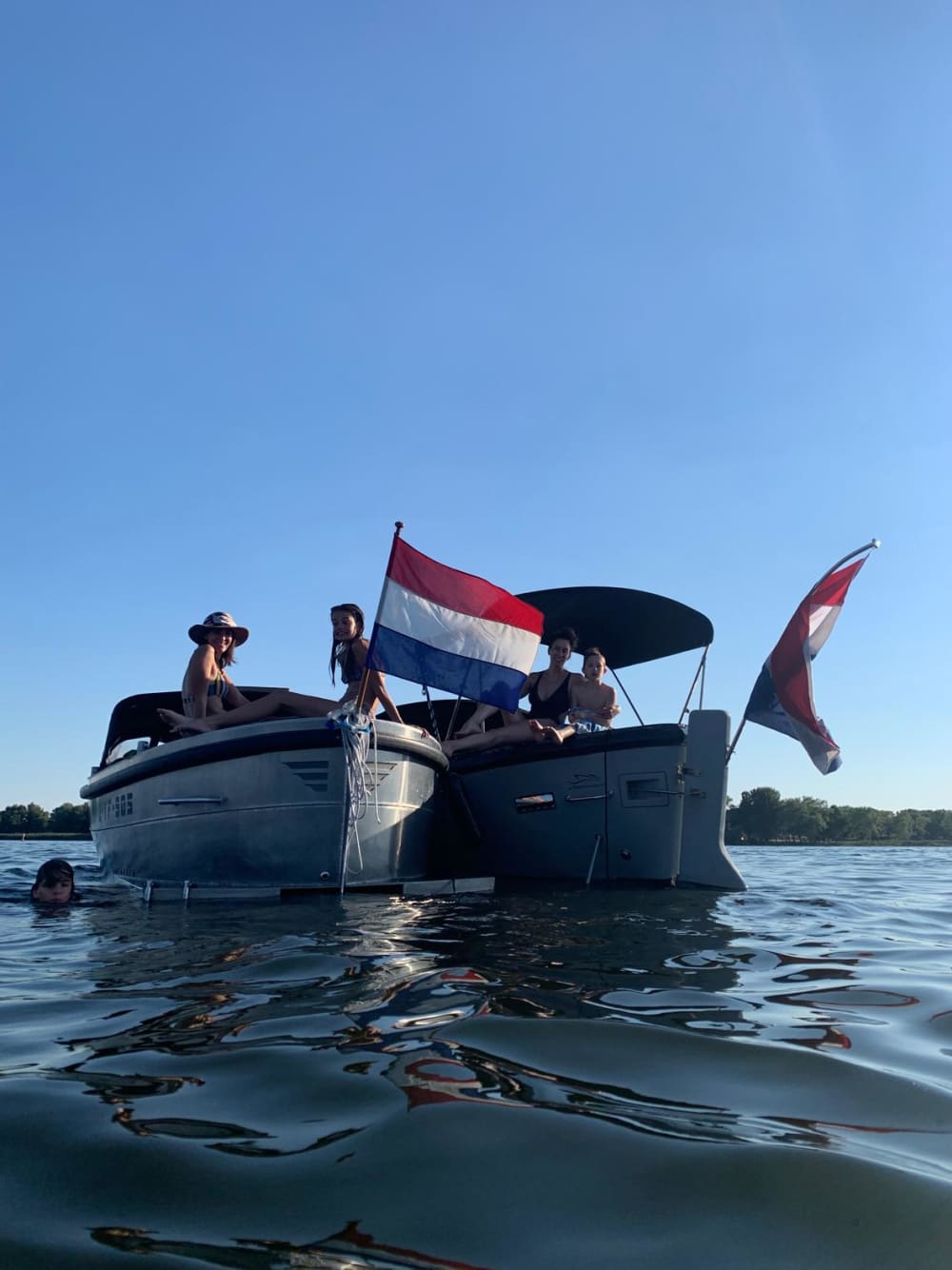 Privécruise van 3 uur – Sneek, meren en verborgen waterwegen