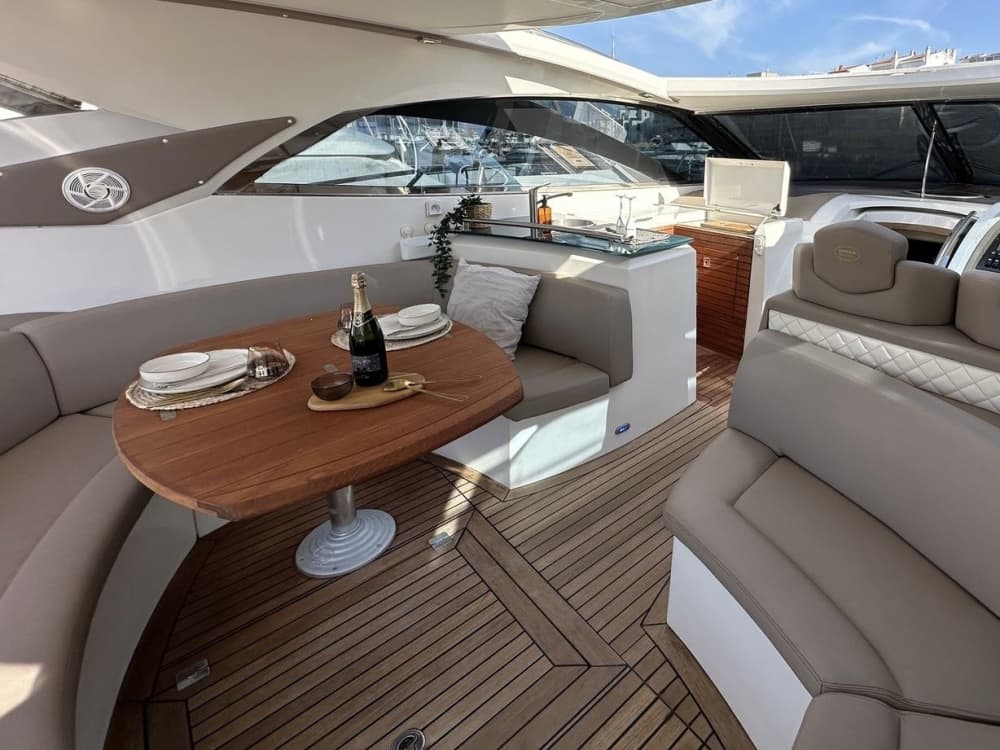 Der Zauber von Capri vom Meer aus