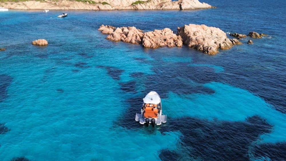 Una Giornata tra le Acque della Costa Smeralda