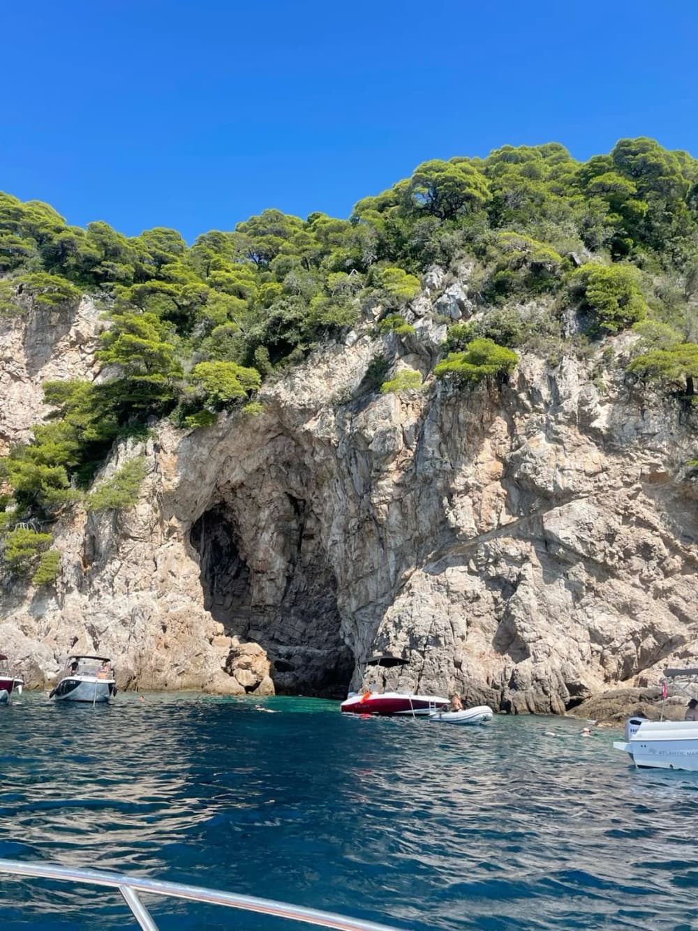 Verborgen baaien en zandstranden van de Elaphiti-eilanden voor een dagje uit