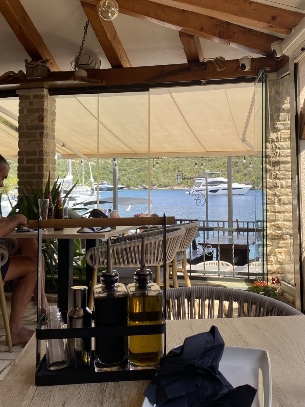 Blue Lagoon 3 islands private speedboat tour from Split