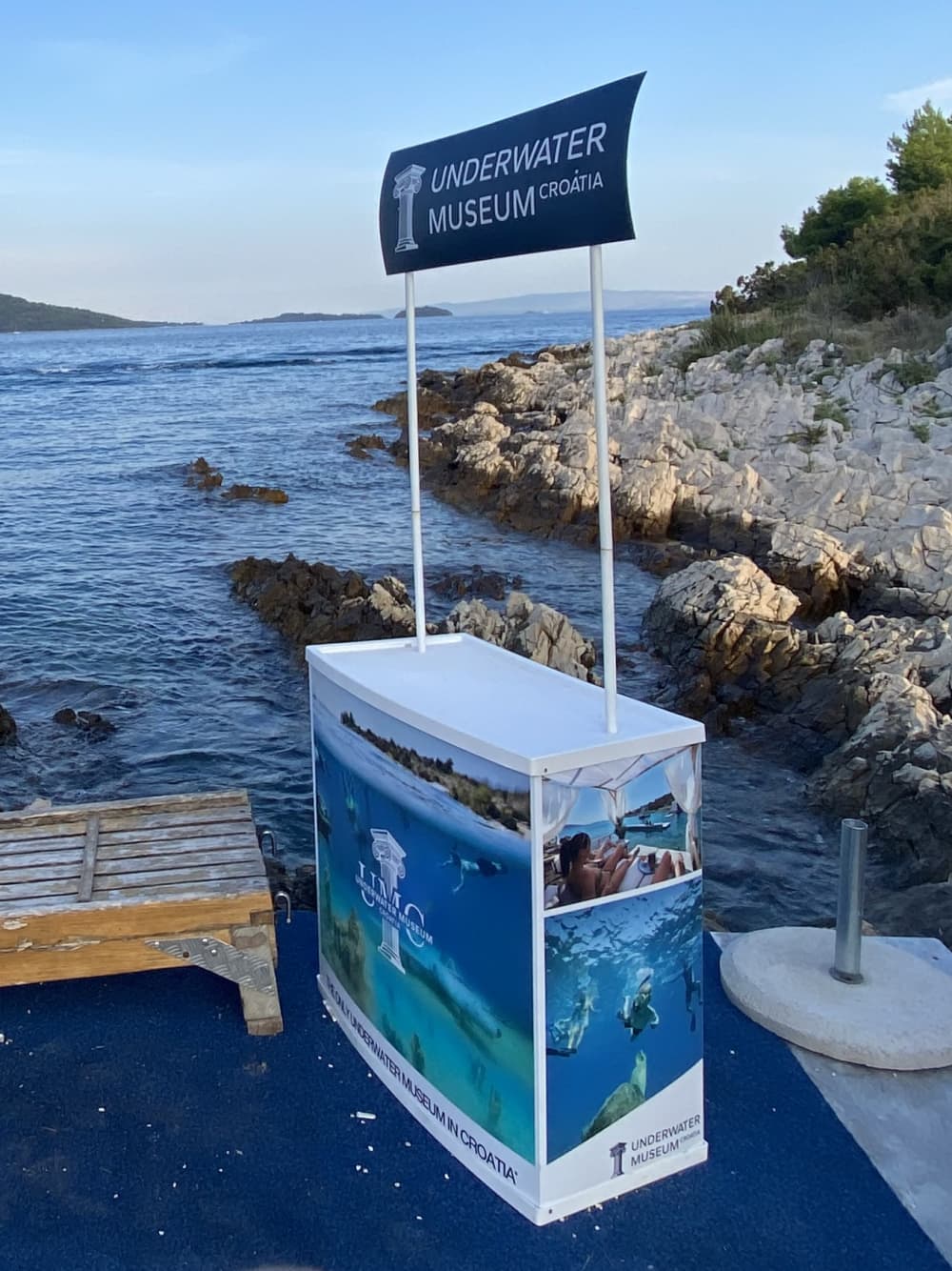 Blue Lagoon 3 islands private speedboat tour from Split