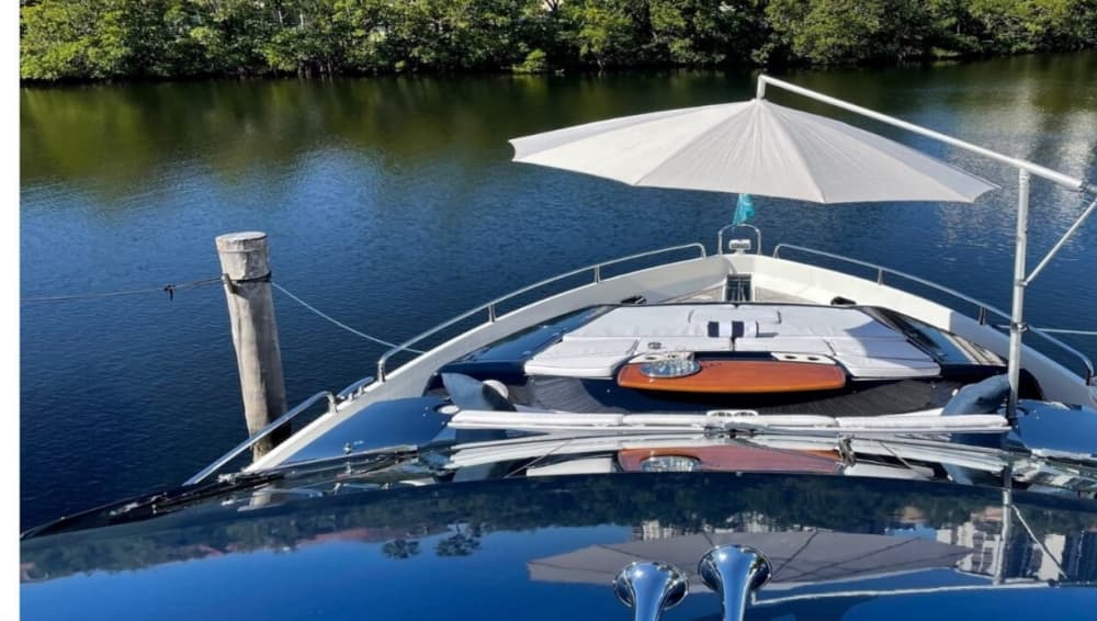 VIP Friends Yacht Party