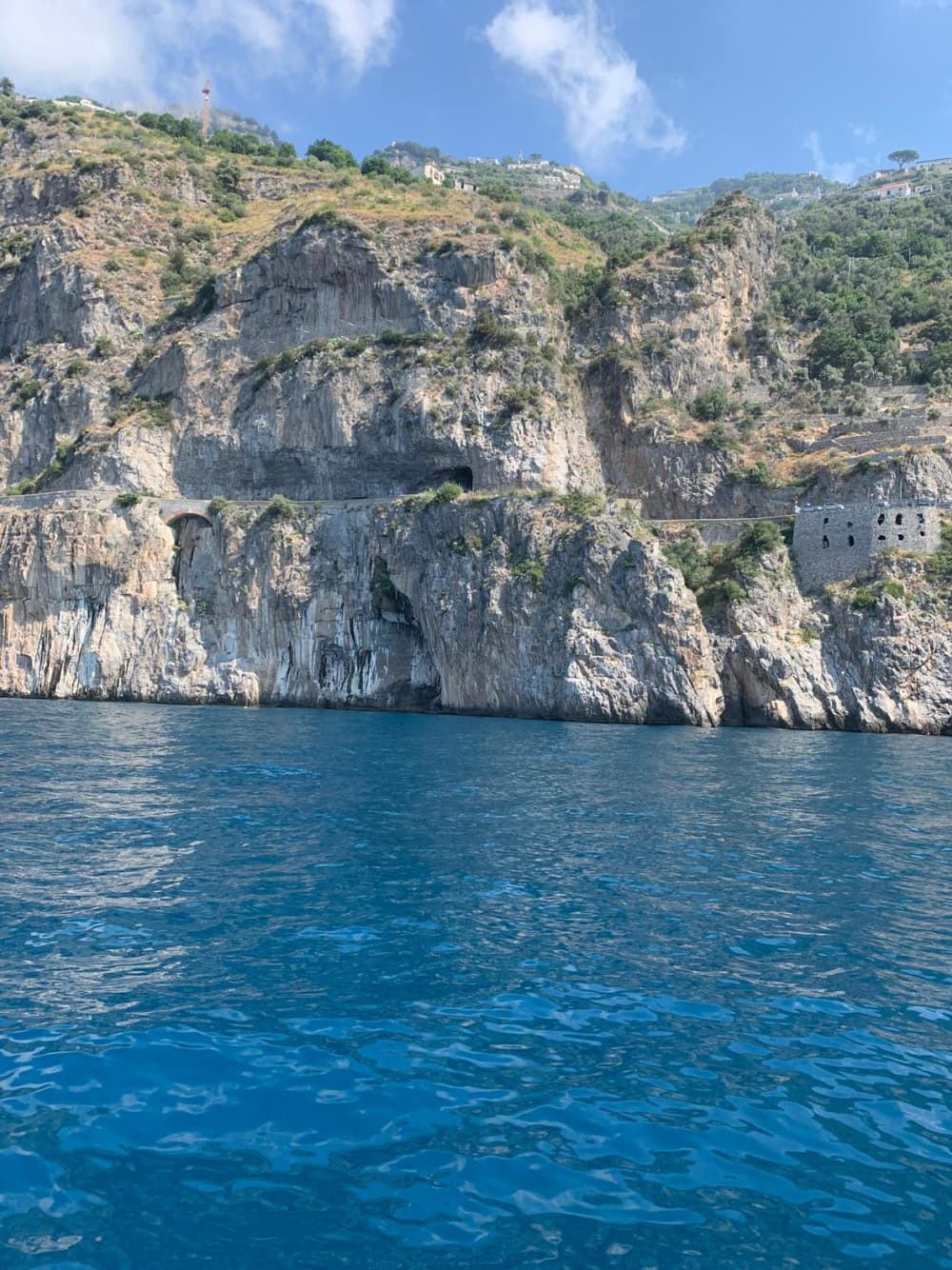 Capri: Cavernas e Paisagens Icônicas
