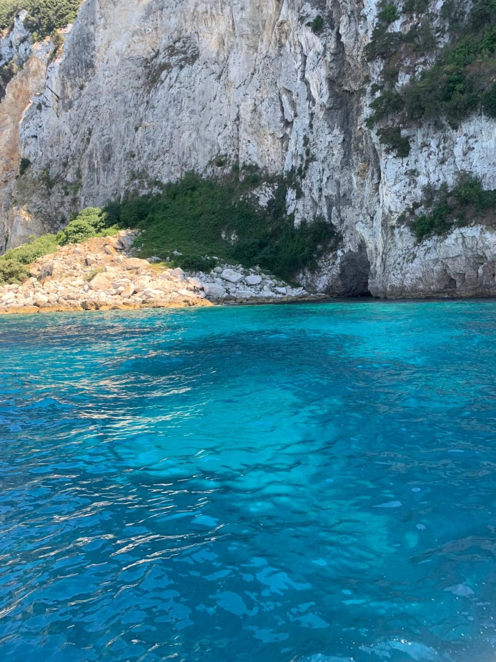 Capri: Cavernas e Paisagens Icônicas