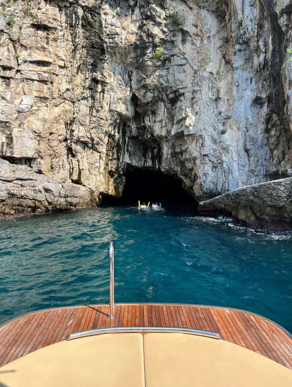 Experiência de barco na Costa Amalfitana