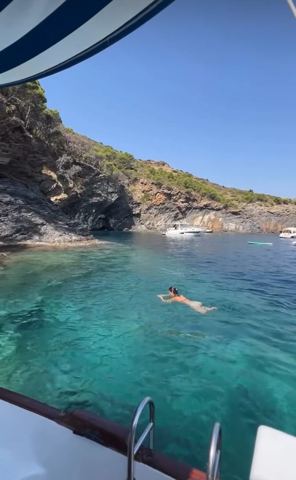 Route côtière et criques secrètes - 4 heures
