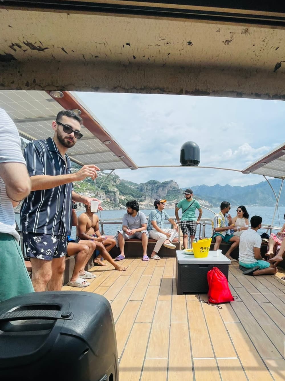 Capri 360° – Tour Completo dal Mare