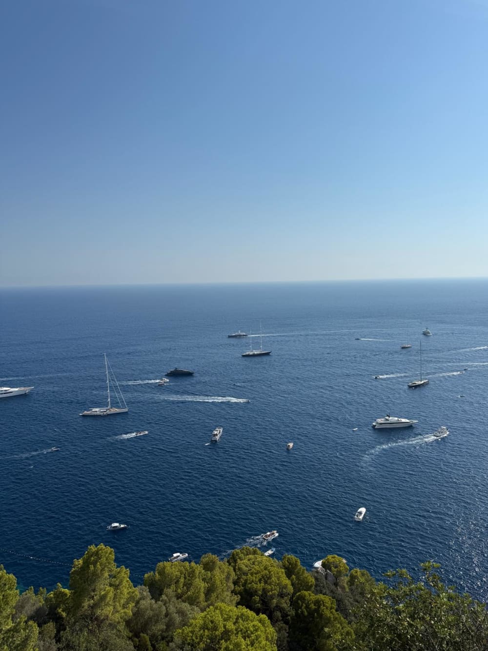 Prywatna wycieczka łodzią wokół Capri i Nerano otwartą łodzią