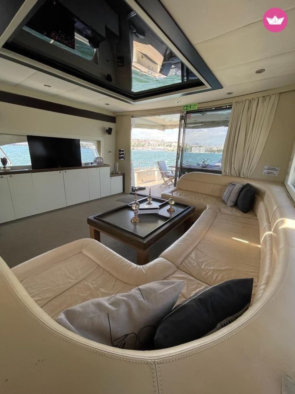 Magisk Istanbul Skyline-kryssning med privat yacht
