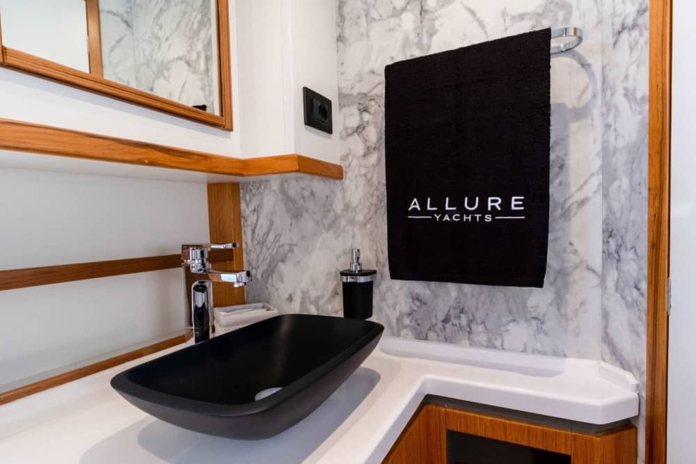 Privéboottocht van Sorrento naar Capri – Italyure 38 Luxe Ervaring