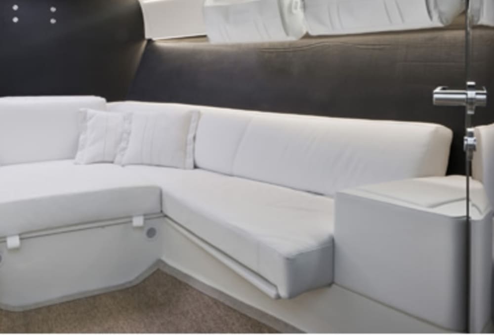 Plus de baies en moins de temps - L'expérience Wider 42 élégante