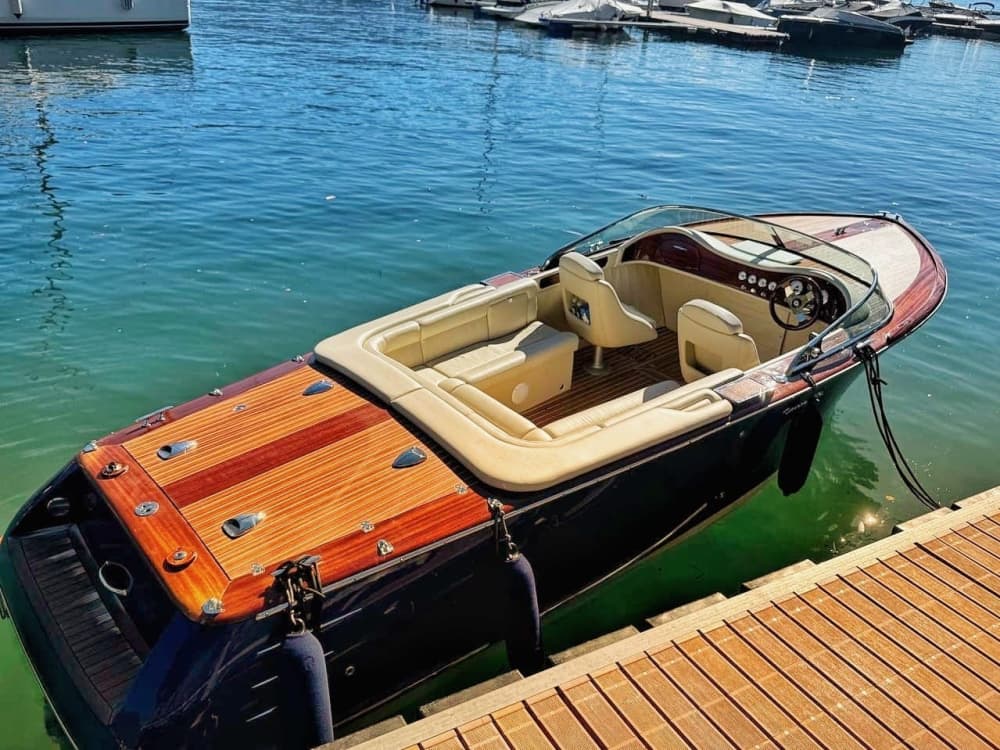 3-Hour Trip Around Lake Como: Discover Hidden Villas and Gems