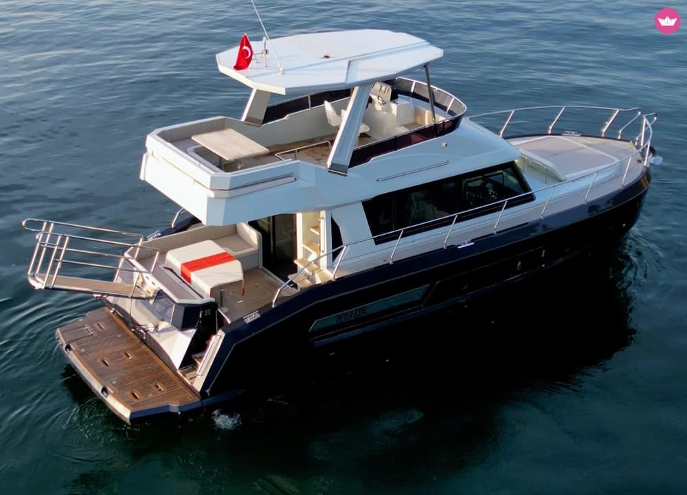 Hidden Gems of Istanbul – Private Sea Experience