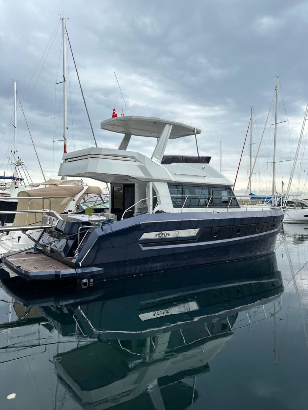 Hidden Gems of Istanbul – Private Sea Experience