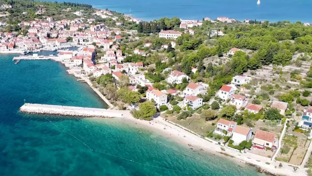 Experiência de luxo com tudo incluído em uma ilha do Adriático