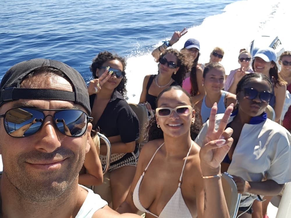 Excursão privada de barco de dia inteiro saindo de Split com a Sea King Split