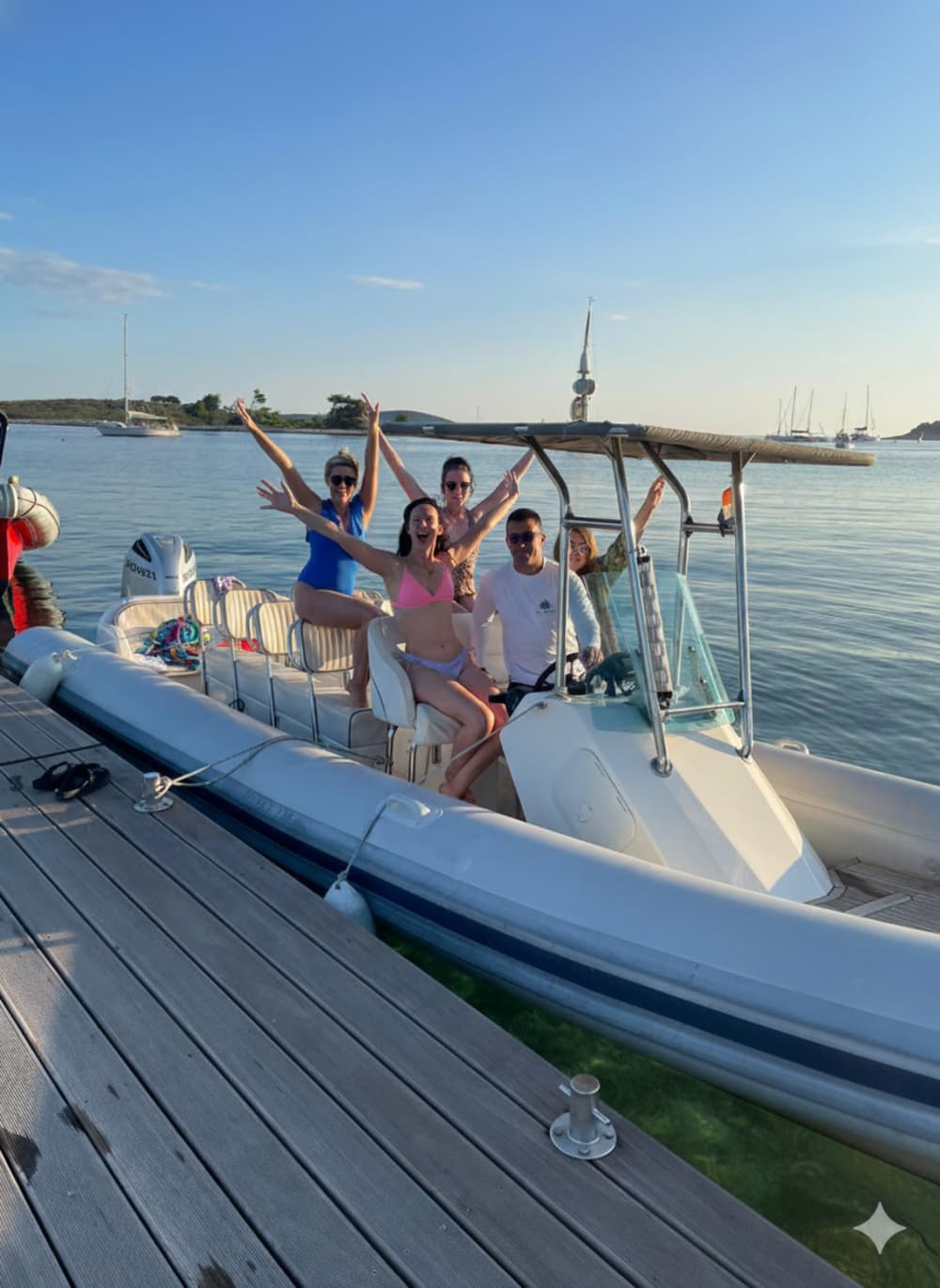 Excursão privada de barco de dia inteiro saindo de Split com a Sea King Split