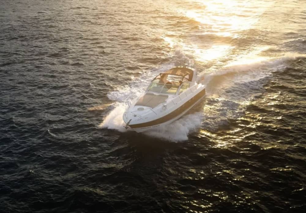 Aluguel de iate de luxo de meio dia em Hakuna Matata