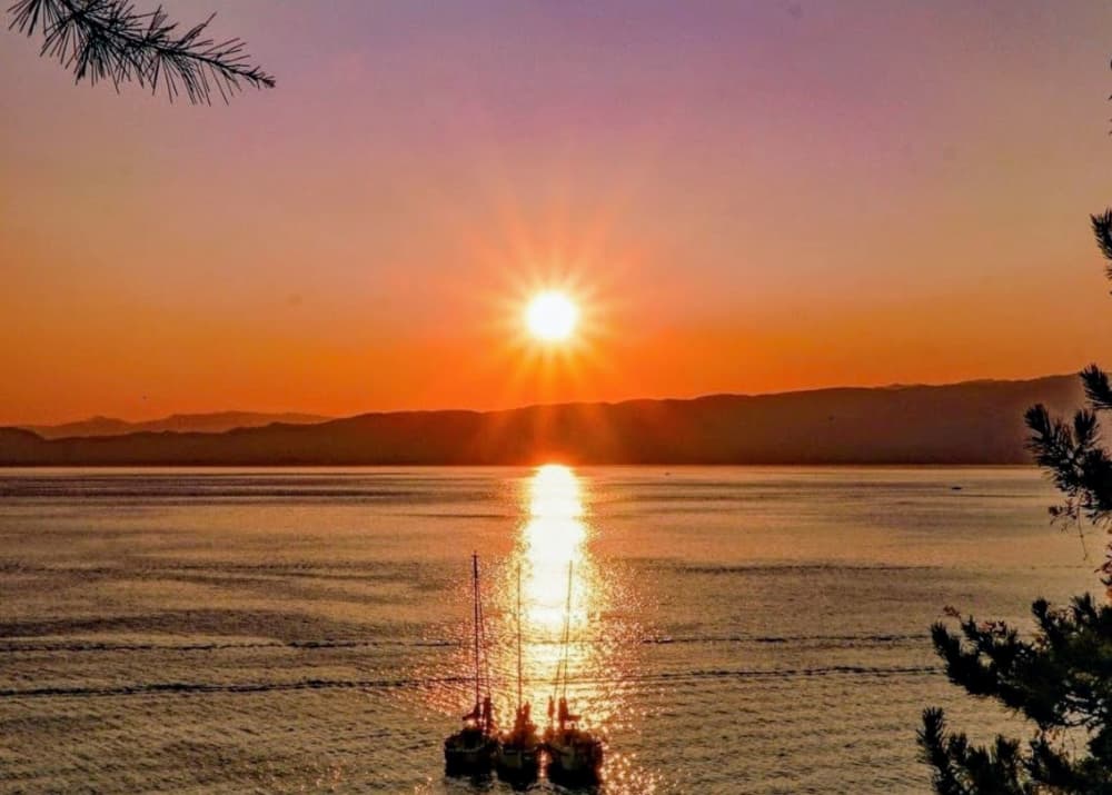 Full day Private boat tour from Dubrovnik to the Elaphity Islands – Kolocep & Blue Cave & Sunj Beach & Lopud