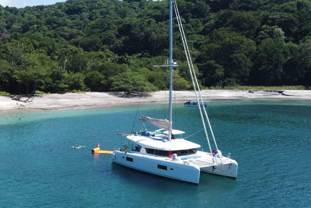 Catamaran Standard Trip in Gulf of Papagayo