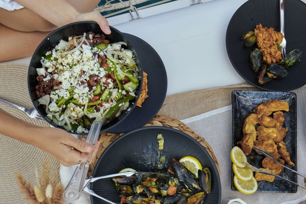 Лагуна 450F – Закат Родос, залив Энтони Куинна