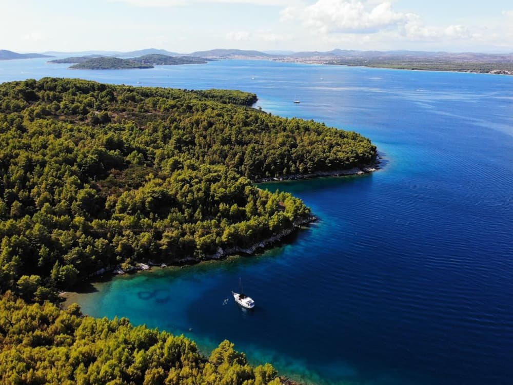 Escapade privée en mer Adriatique à bord d'un bateau traditionnel en bois