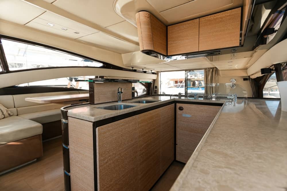 6-godzinny rejs jachtem do Marbelli z Puerto Banús