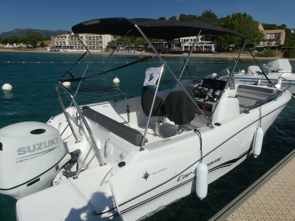 Escape Day Trip Experience – Coves & Turquoise Waters