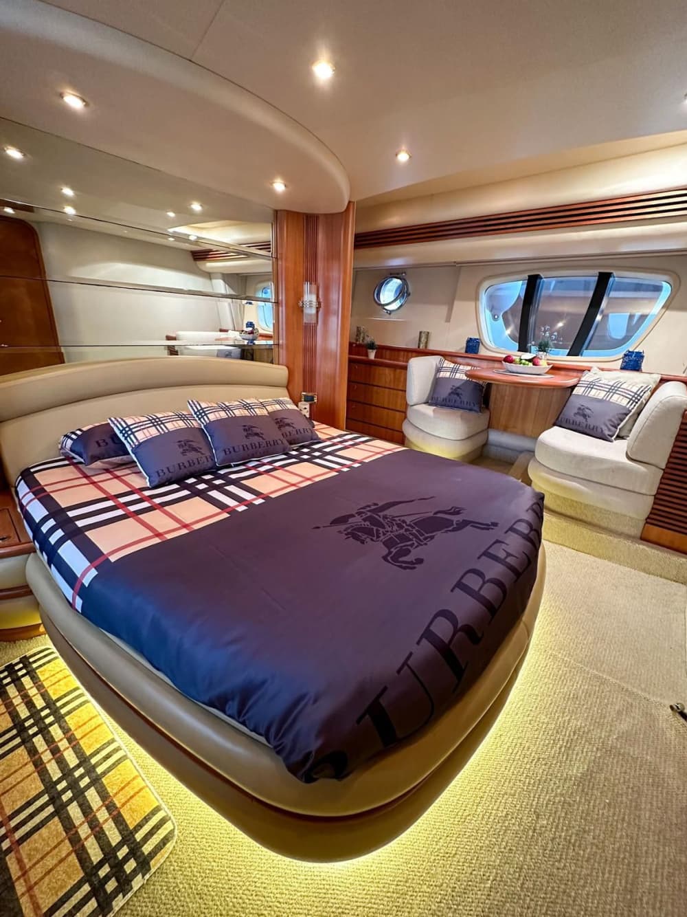 Descubra la mejor experiencia de natación y relajación en yate en Bodrum