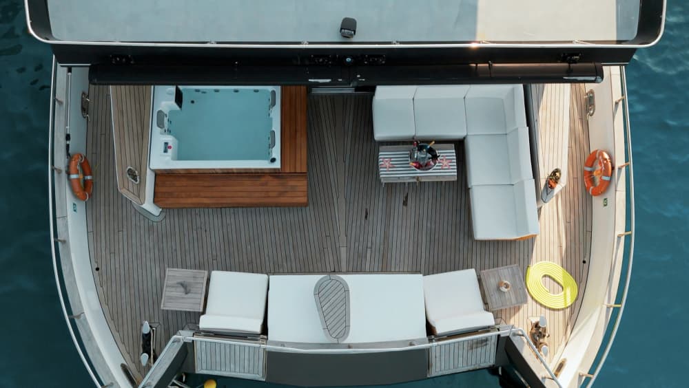 Croisière privée en yacht de luxe – Expérience sur le Bosphore