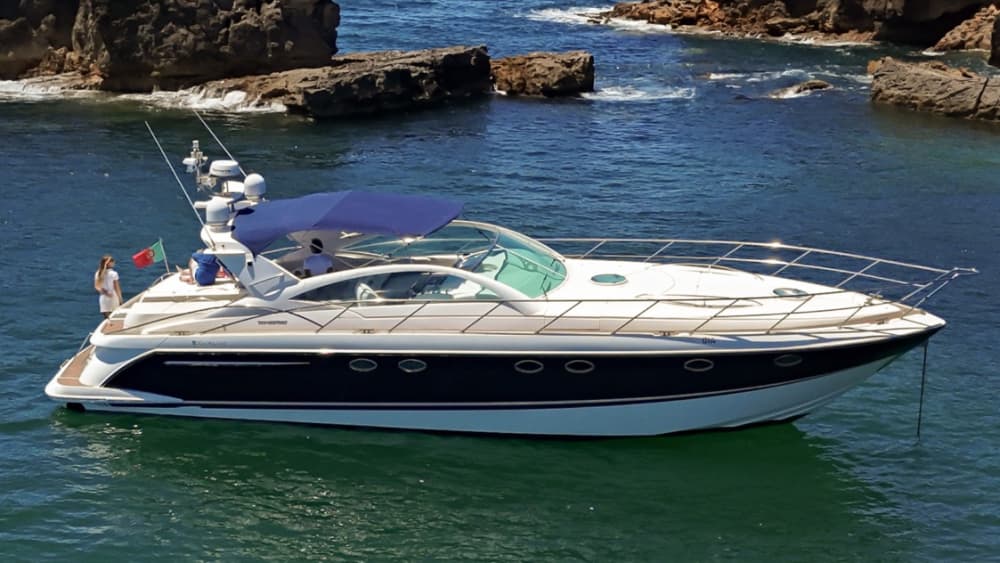 Alquiler de yate privado de 8 horas en Cascais: la experiencia atlántica definitiva