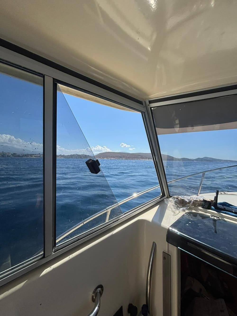 Private Fishing Tour in Saranda – Professional Speedboat Experience