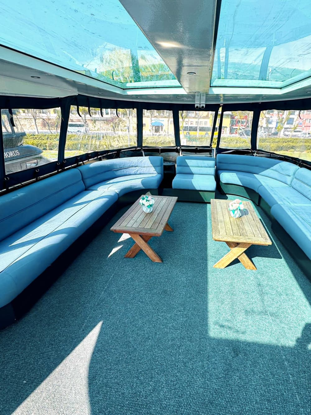 Croisière privée en yacht de luxe – Expérience sur le Bosphore