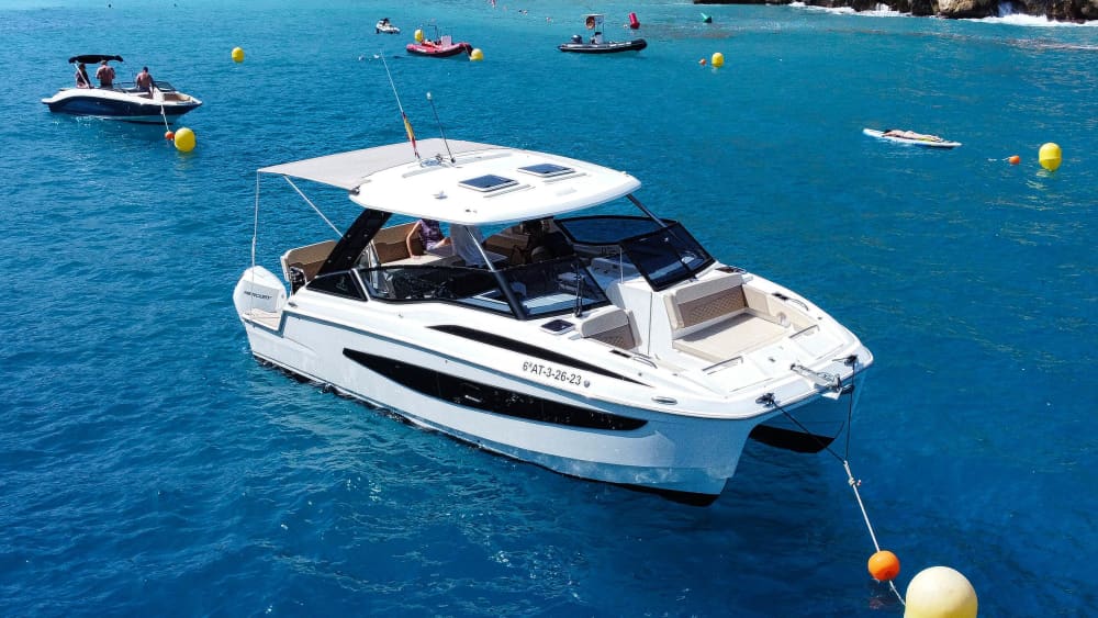 Explore the Alicante coast