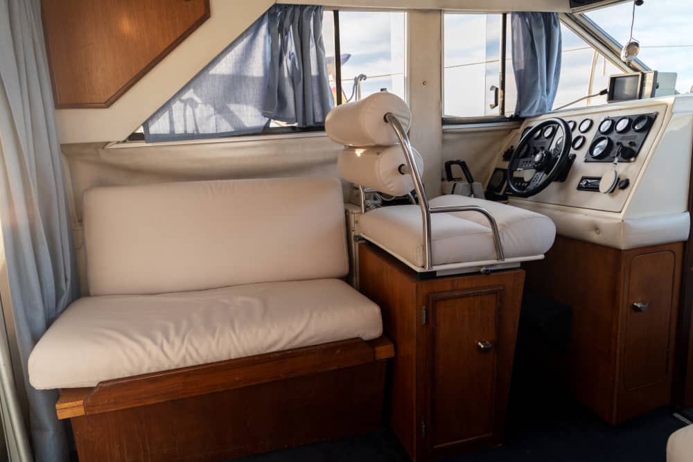 Yacht excursion in Ibiza (8h) – a full day to experience the sea without limits.