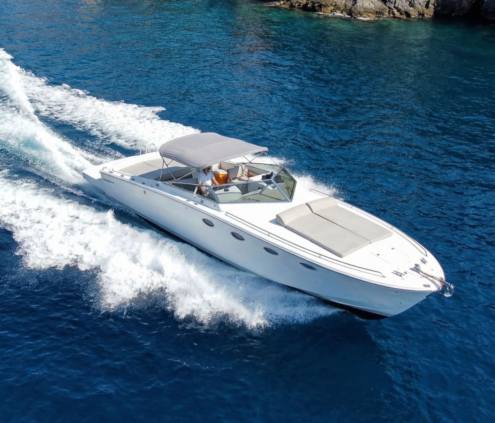 Discover the exclusivity of the Tigullio Gulf.