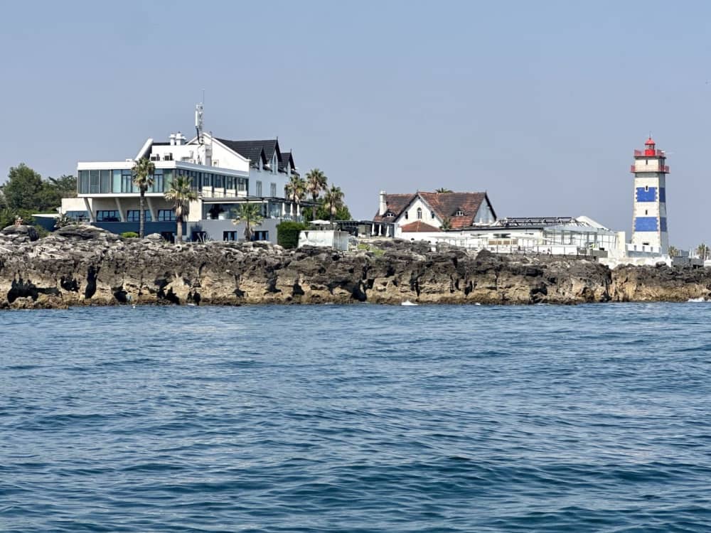 Experiencia en barco privado de Cascais a Seixal - 5,5 horas