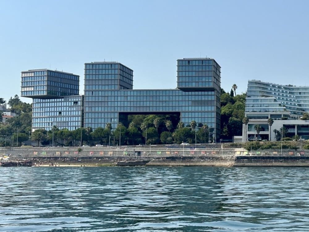 Experiencia en barco privado de Cascais a Seixal - 5,5 horas
