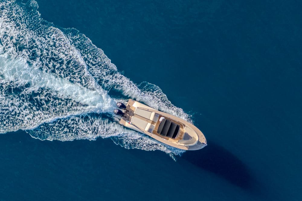 Private boat tour in Cascais 2 hours – Filicudi Yacht