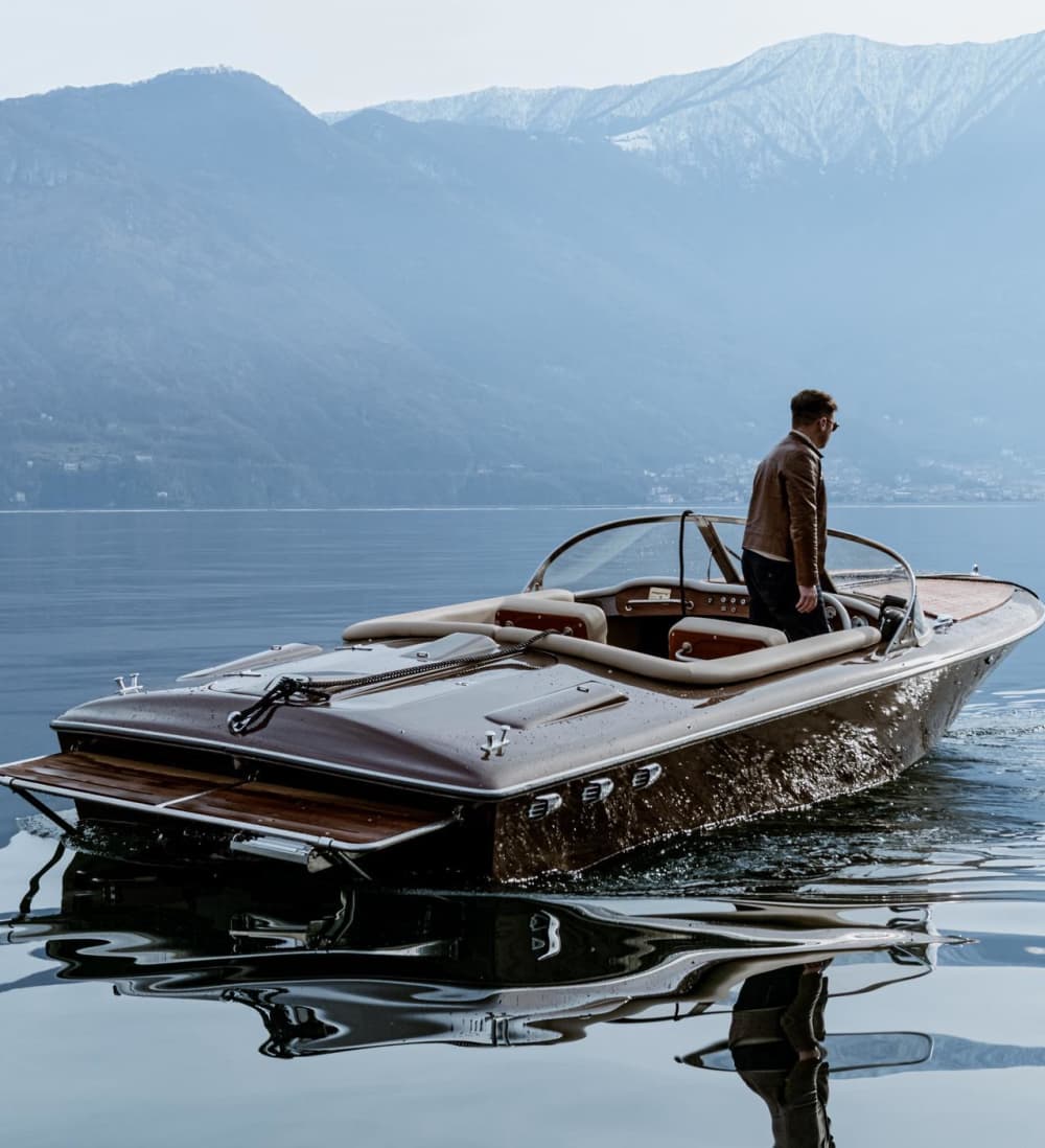 Crociera sul Lago di Como: panorami suggestivi e senza tempo.