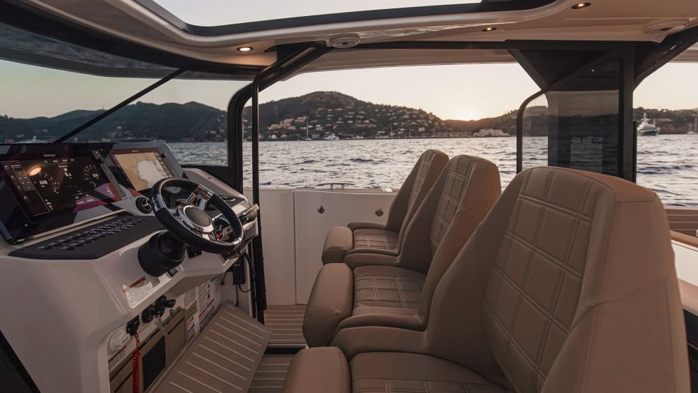 Romantyczny wypad na łódce z nocą na kotwicy: Magiczna noc na łódce dla dwojga