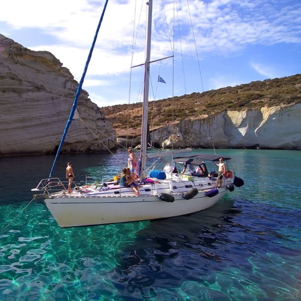 West Milos Adventure Cruise – Explore Kleftiko & Hidden Beaches